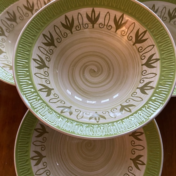 4 Vintage Mayan Iron Stone Bowls - Picture 2 of 6